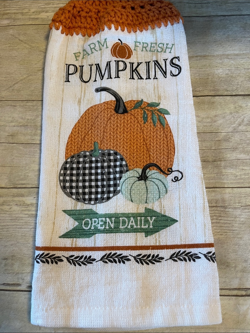 New Crochet Top Fall/Pumpkins Hanging Towel Double Thickness Cotton Blend - Picture 3 of 5